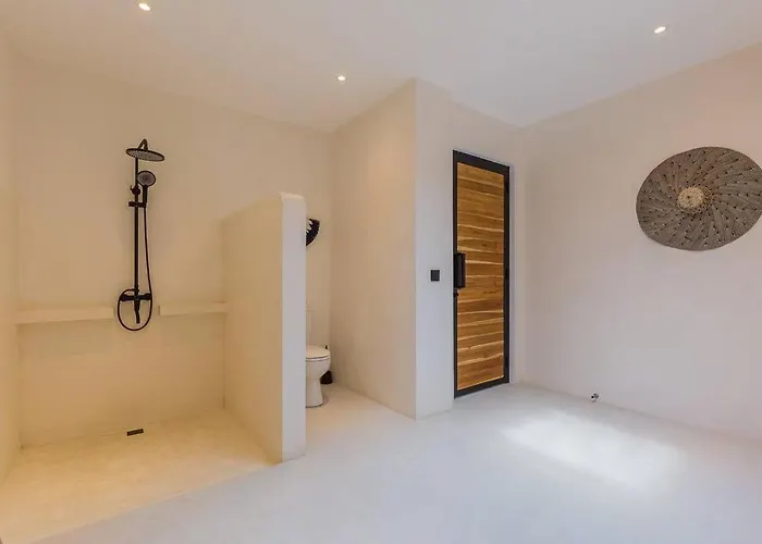 Ferienhaus Kiara Our Paradise In 5 Bedrooms 12m Private Pool Seminyak